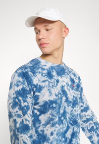 Levi's® ORIGINAL - Camisola - high low horizon blue