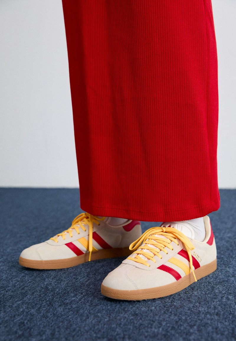 adidas gazelle silver green womens Adidas X Gucci Gazelle Yellow White Red (women's)