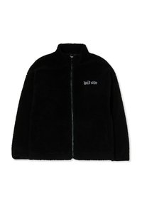 Czarna polarowa kurtka z wysokim kołnierzem, zamkiem błyskawicznym z przodu oraz haftowanym napisem "wild side" na lewej piersi. Miękka struktura i luźny krój.