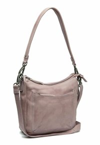 Borsa a tracolla rosa chiaro in morbida pelle, con tasca frontale con zip, tracolla regolabile e dettagli in metallo. Design elegante e funzionale.