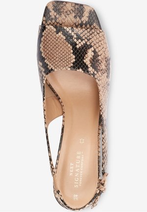 Open-toe high-heeled shoe featuring a faux snakeskin design in beige and black, with a smooth leather interior and a side cutout for breathability.