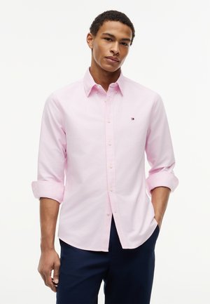 Tommy Hilfiger SOLID HERITAGE OXFORD SHIRT - Camicia - rose petal