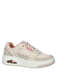 Scarpa beige con accenti rosa, caratterizzata da una tomaia in pelle liscia, design con lacci, punte perforate, suola bianca spessa e dettaglio di ammortizzazione visibile.