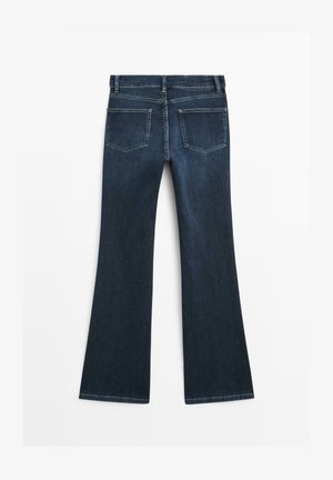 Mørke denim flared jeans med en glat overflade, to baglommer, bæltestropper og syet detaljer. Klassisk fem-lomme design.