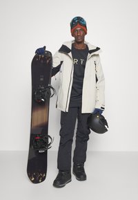 Burton COVERT - Pantalons de snowboard - true black