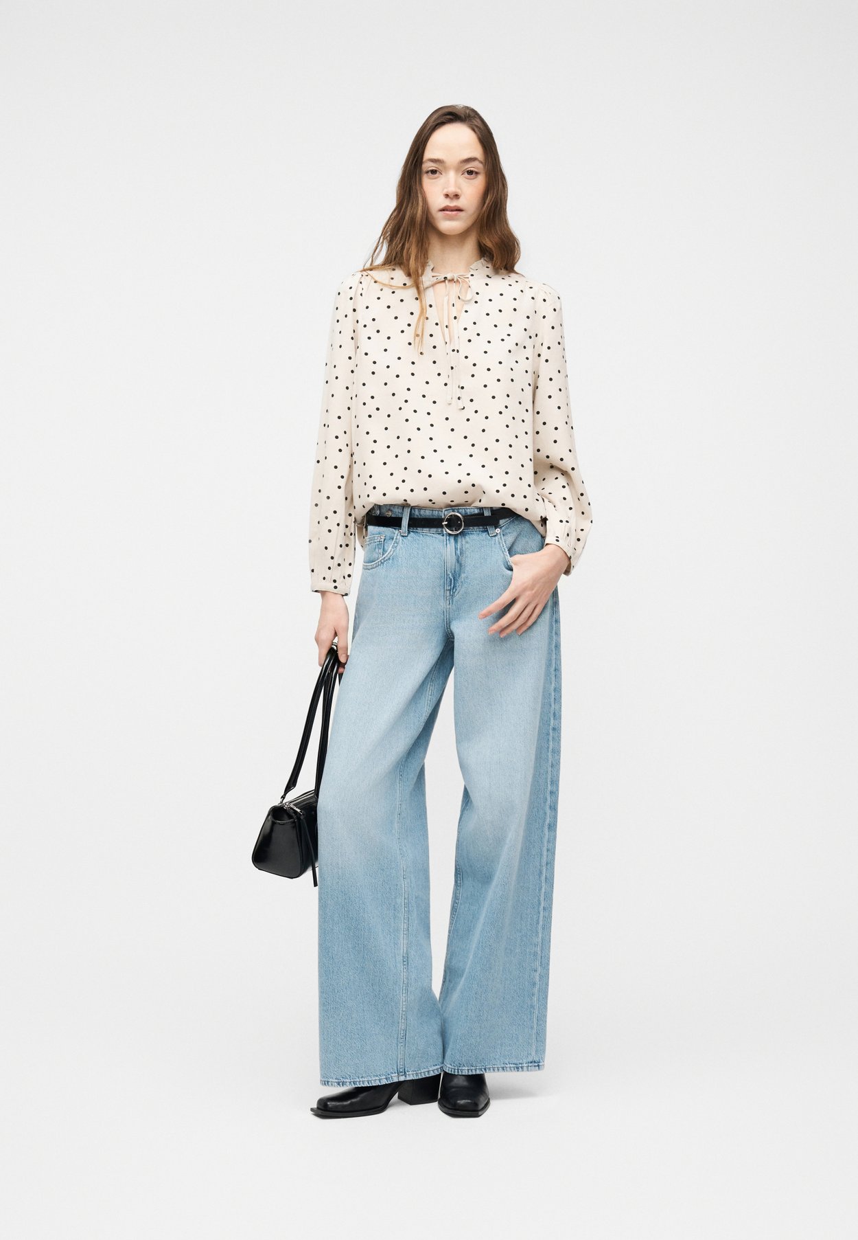 Wide-fit ONLLORAN Mid waist Wide Leg Fit