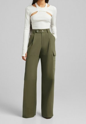 Bershka Pantalon classique - khaki