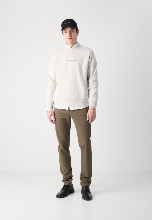 MODERN SLIM - Chinos - tarmac4