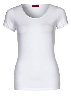 T-shirt blanc ajusté à manches courtes avec encolure ronde, design uni et petite étiquette rouge à l’intérieur du col.