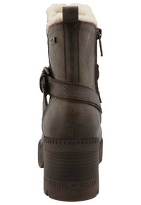 Mustang - Śniegowce