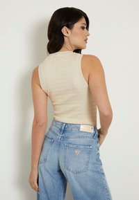Guess Tops - creme