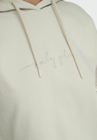 ONLY Play ONPLUX - Hoodie - pumice stone