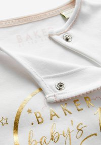 Baker by Ted Baker FIRST EID REGULAR FIT - Odijelo za spavanje - white