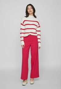 VILA VIVARONE WIDE - Püksid - love potion