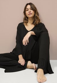 Ellos Collection SET - Pyjama set - schwarz