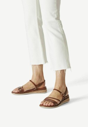 Tamaris, Sandales compensées - brown