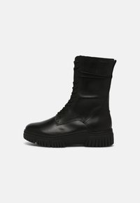 Unselected, black