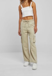 Urban Classics Tracksuit bottoms - olive