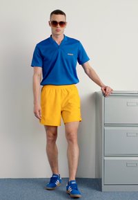 adidas Originals FOOTBALL - Treniņtērpa apakšdaļas - crew yellow