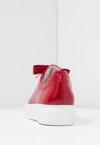Gabor Sneakers basse - red