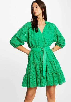 Morgan EMBROIDERED A-LINE MINI - Blousejurk - vert