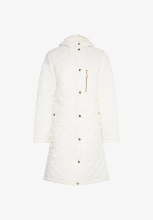 Hvid quiltet lang frakke med hætte, der har en lynlåslomme på brystet og tryklåse. Glat overflade med gyldne detaljer.