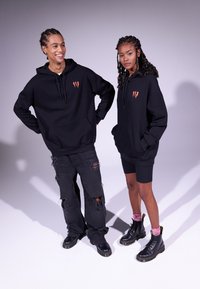 YOURTURN UNISEX - Felpa - black