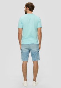 s.Oliver HENLEYAUSSCHNITT - T-Shirt basic - helles türkis