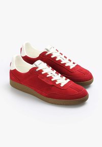 Scalpers MIKO - Zapatillas - red