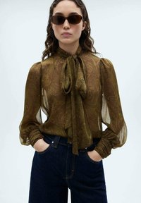 Mango Blouse - green