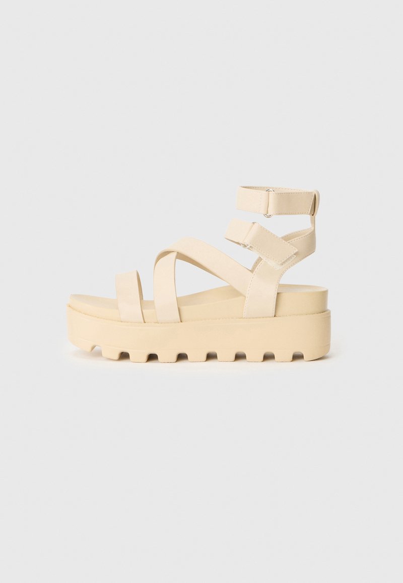 Koi Footwear Sandalen met plateauzool beige Koi Footwear Sandalen met plateauzool beige