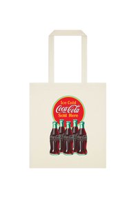 Canvas totepose i cremefarve med grafisk design af fem Coca-Cola flasker og teksten "Ice Cold Coca-Cola Sold Here" i rød og grøn.