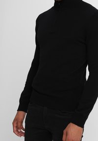 United Colors of Benetton Stickad tröja - black