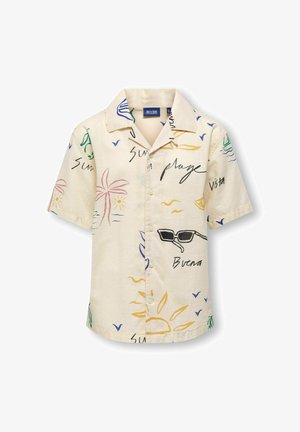 Camisa beige de manga corta con botones y dibujos coloridos con temática veraniega, incluyendo palmeras, sol, pájaros, gafas de sol y palabras manuscritas.