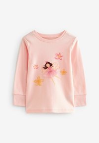 Camicia rosa chiaro a maniche lunghe con illustrazioni di fate e fiori in rosa e giallo sul davanti.