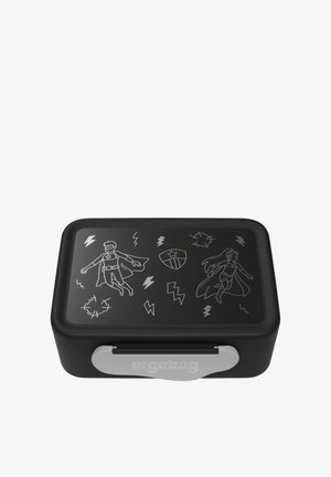 Schwarze rechteckige Lunchbox mit weißen Superhelden-Illustrationen, Blitzmotiven und einem grauen ergonomischen Verschluss. Hergestellt aus strapazierfähigem Kunststoff.