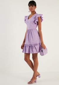 LELA REGULAR FIT - Jurk - lilac