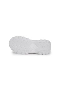 Semelle de sneaker en caoutchouc blanc avec un motif de semelle en zigzag et des crampons saillants pour l'adhérence. Surface lisse avec un léger éclat.