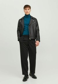 Jack & Jones JJEEMIL ROLL NECK - Maglione - sailor blue
