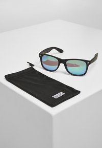 Urban Classics LIKOMA MIRROR UC - Napszemüvegek - black green