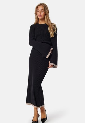 Bubbleroom ROUND - Maxi dress - black