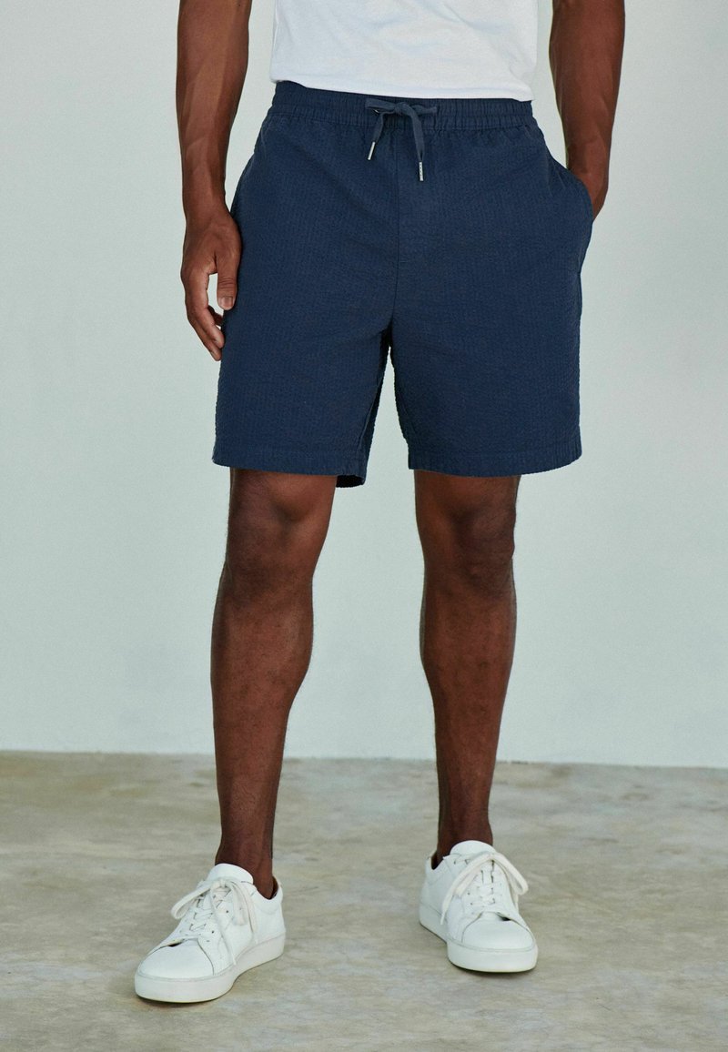 Next NAVY SMART TEXTURED DRAWSTRING WAIST SHORTS Shorts navy/blau