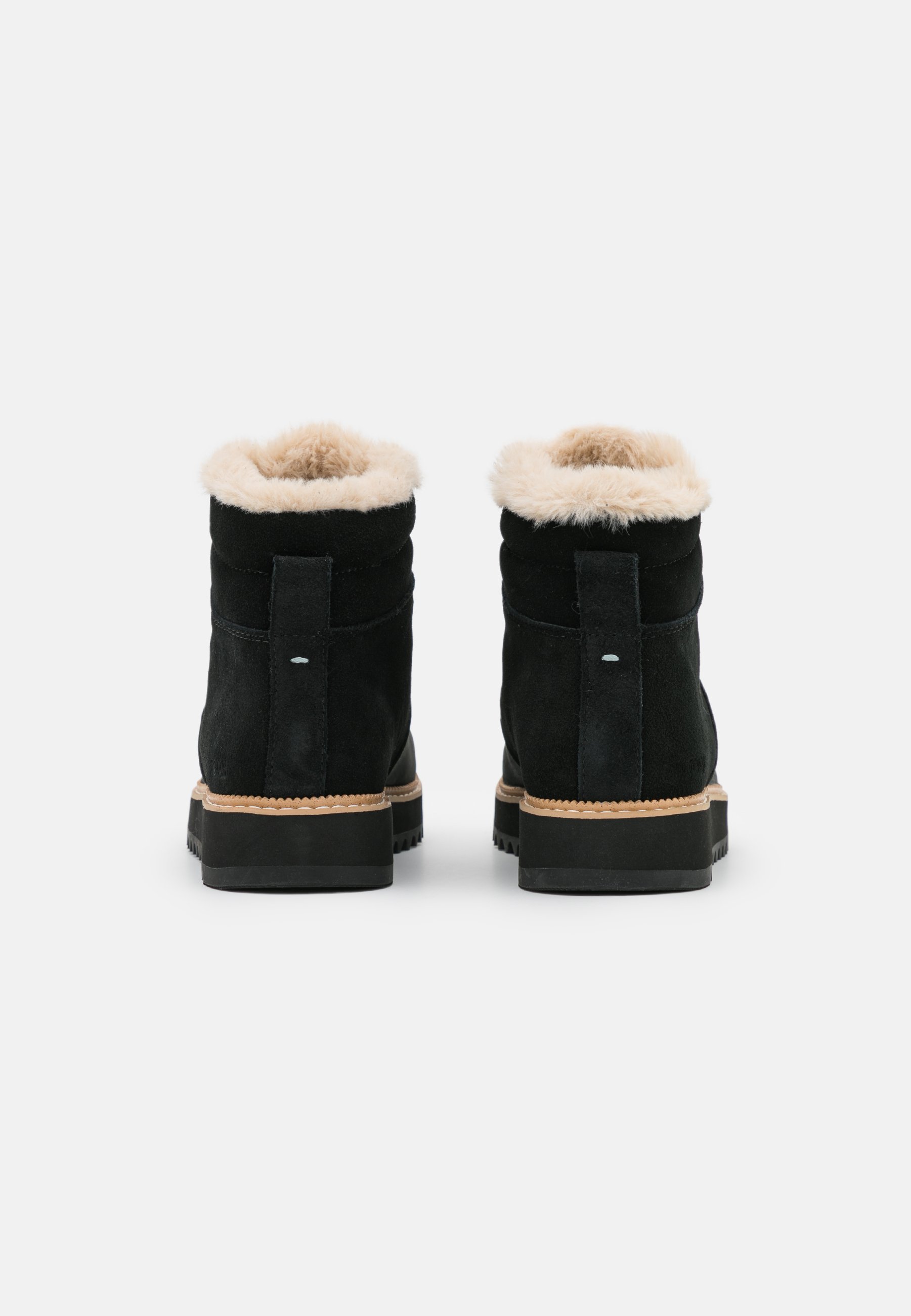toms fleece lined booties