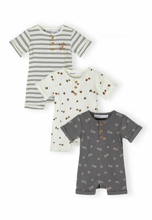 Trzy krótkie kombinezony dla niemowląt: biały w czarne paski, biały z brązowymi nadrukami żołędzi oraz szary z białymi twarzami niedźwiadków, wszystkie z drewnianymi guziczkami.