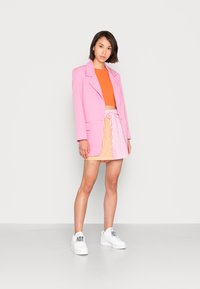 Glamorous CONTRAST STRIPE LOOSE - Szorty