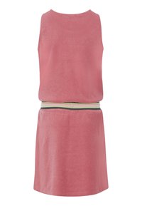 Completo due pezzi in spugna rosa, composto da un top senza maniche e una gonna, con un elastico in vita a righe verdi e nere.