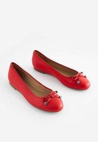 Next FOREVER COMFORT ROUND TOE - REGULAR FIT - Baleriinad - red