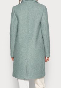 Esprit Abrigo clásico - mint