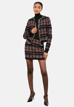 CHECKED DETAIL  - Minisukně - black red