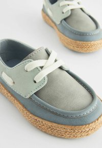 Next - Espadryle